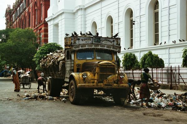 Image: /gfx/2003/2003Week27/India01.17_imm008.Calcutta.jpg 