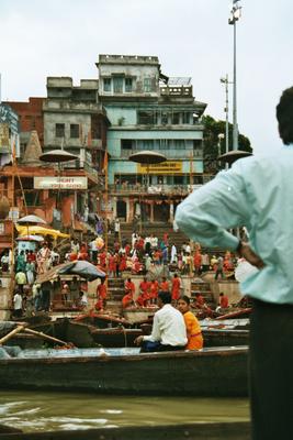 Image: /gfx/2003/2003Week28/India03.09_imm015.Varanasi.jpg 