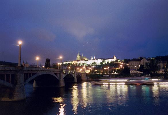 Image: /gfx/2001/07/Praag/praag2.imm006.JPG 