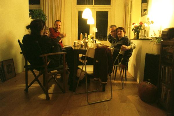 Image: /gfx/2002/04/Biton_17_15.jpg 