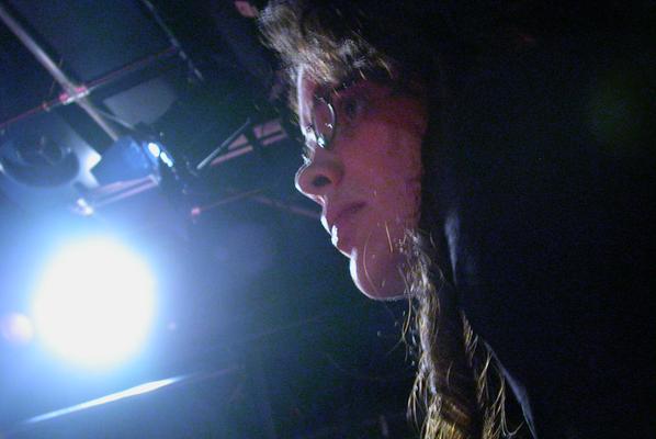 Image: /gfx/2002/12/dscn4260.StudioT.jpg 