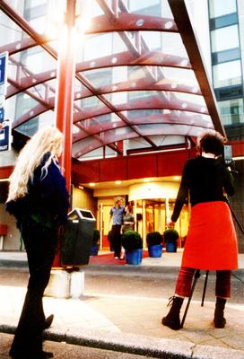 Image: /gfx/2002/Is/janneke.hotel.jpg 