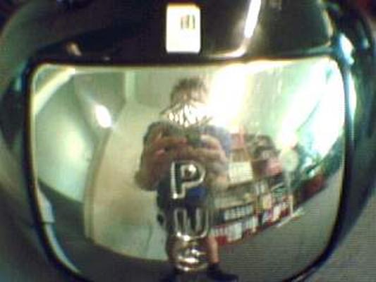 Image: /gfx/2002/Snapcam/incoming/20020809-1307-7054-2.Trash.jpg 
