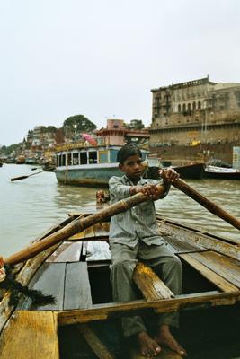 Image: /gfx/2003/2003Week28/India03.03_imm021.Varanasi.jpg 