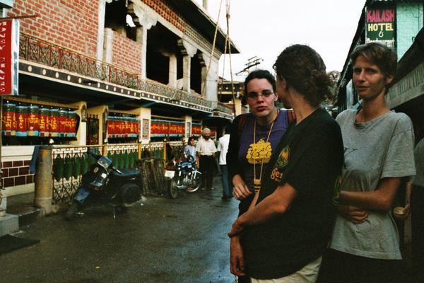 Image: /gfx/2003/2003Week30/India09.01_imm036.McLeod.jpg 