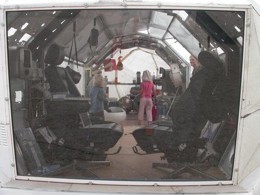 Image: /gfx/2003/2003Week33/dscn3197.ParasiteParadise.jpg 