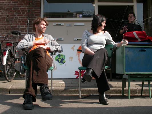 Image: /gfx/2004/2004Week13/dscn1727.Kariboestraat.jpg 