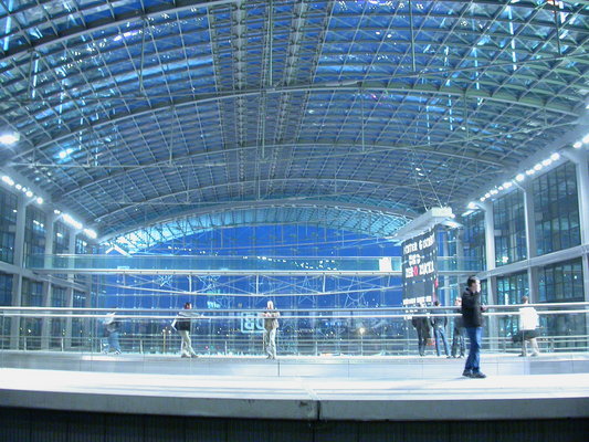 Image: /gfx/2006/2006Week47/dscn8709.Haubtbahnhof.jpg 