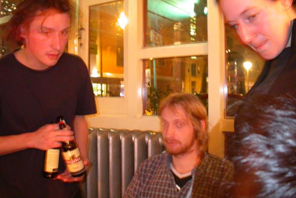 Image: /gfx/Jadee/2002/dscn3935.Foyer.jpg 
